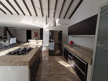 Casa campestre amoblada  en Arriendo  en Cerritos