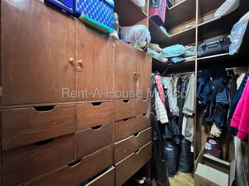Alamos 2a Sec. Casa en Venta, Precio Competitivo, Lista para disfrutar o renovar, Una sola planta, 3 rec. Alberca, Amplios jardines