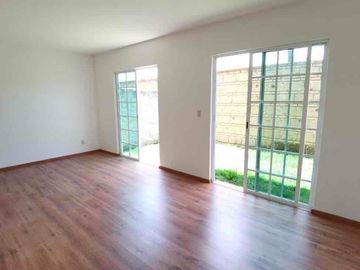 CASA EN RENTA EN RESIDENCIAL CASANTICA LERMA