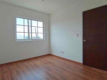 CASA EN RENTA EN RESIDENCIAL CASANTICA LERMA