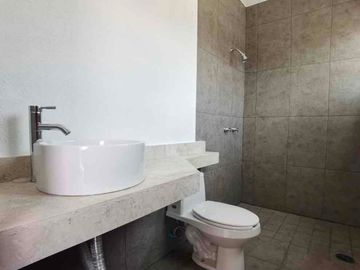 CASA EN RENTA EN RESIDENCIAL CASANTICA LERMA