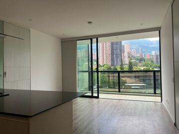 Apartamento en Arriendo en Milla de oro, Poblado Medellín Antioquia