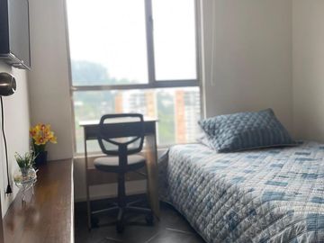 Arriendo apartamento AMOBLADO  Loma de San Julián Medellín