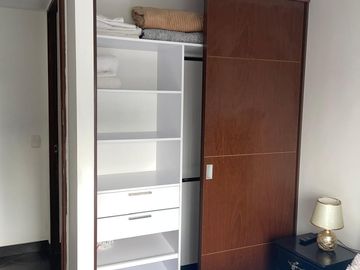 Arriendo apartamento AMOBLADO  Loma de San Julián Medellín