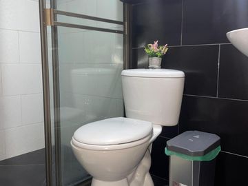 Arriendo apartamento AMOBLADO  Loma de San Julián Medellín