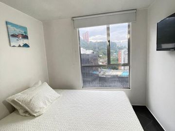 Arriendo apartamento AMOBLADO  Loma de San Julián Medellín