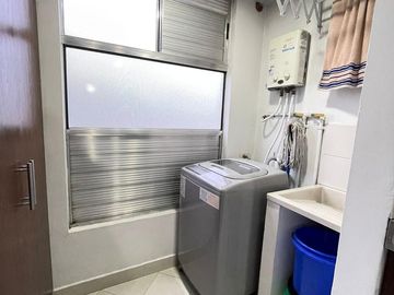 Arriendo apartamento AMOBLADO  Loma de San Julián Medellín