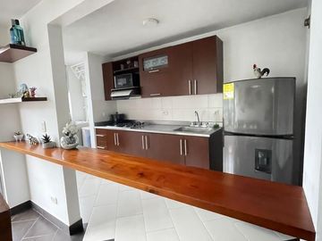 Arriendo apartamento AMOBLADO  Loma de San Julián Medellín