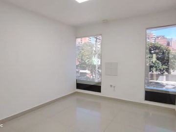 Arriendo Local Comercial Laureles