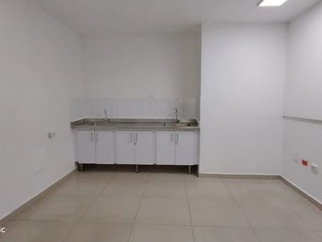 Arriendo Local Comercial Laureles