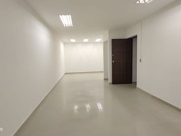 Arriendo Local Comercial Laureles