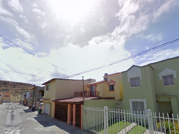 CASA EN REMATE BANCARIO- Villa del Real 1ra Secc, 22845 Ensenada, B.C.