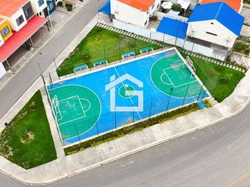Casa en Venta en Urbanización Miracielo, Machala – Modelo Aura