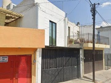 CASA EN REMATE EN PUEBLA COL INFONAVIT LA ROSA PUEBLA