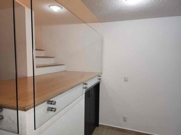 CUMBRES DEL LAGO JURIQUILLA, EXCELENTE CASA EN RENTA EN PROVADA AMENIDADES 3 RECÁMARAS, JARDÍN, CUARTO DE SERVICIO