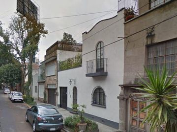 CASA EN REMATE BANCARIO UBICADA EN LA  HIPÓDROMO CONDESA, CUAUHTÉMOC