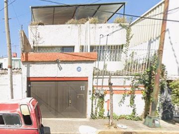 PROPIEDAD EN REMATE EN COYOACÁN COL PRADO CHURUBUSCO CDMX