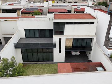 CASA EN RENTA COLONIA BELLAVISTA, METEPEC, ESTADO DE MÉXICO