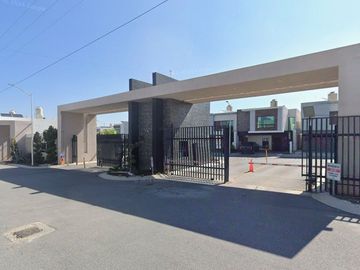PINO MORO NO.129, REAL DEL SOL, SALTILLO, COAHUILA.  Bonita casa en venta, EXCELENTE OPORTUNIDAD de formar un patrimonio.