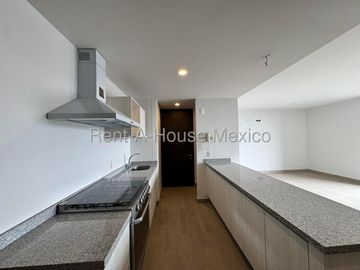 Departamento en venta con 2 Hab, 2 Baños en Constituyentes, Queretaro, Mexico.
