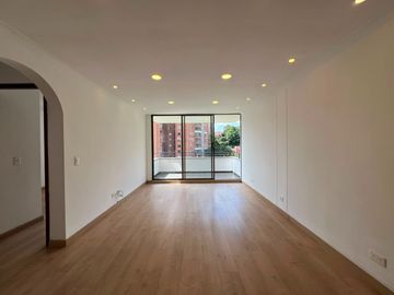 Apartamento en Arriendo en Castropol, Poblado, Medellín Antioquia