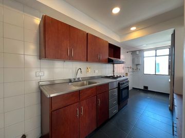 Apartamento en Arriendo en Castropol, Poblado, Medellín Antioquia