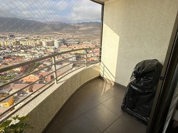 Vendo departamento con vista la mar,  en edificio Faro Norte