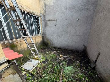SE RENTA CASA 3 RECAMARAS CON LOCAL COMERCIAL