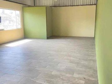 Bodega - Galpón de 100 m² en Alquiler en Los Chillos