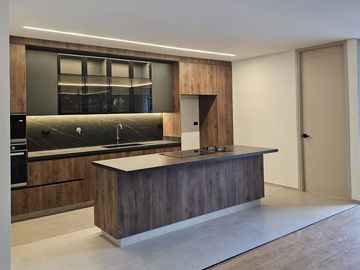 Apartamento en Venta en Campestre, Poblado Medellín Antioquia