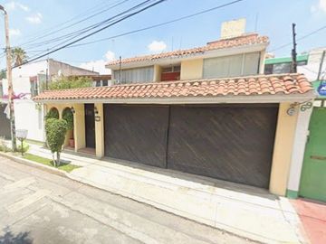 CASA EN VENTA EN NAUCALPAN COL COLÓN ECHEGARAY ESTADO DE MÉXICO
