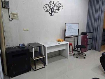 Ruko kantor, berlokasi sangat strategis di Ciracas, Jakarta Timur
