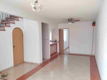 BONITA CASA EN RENTA