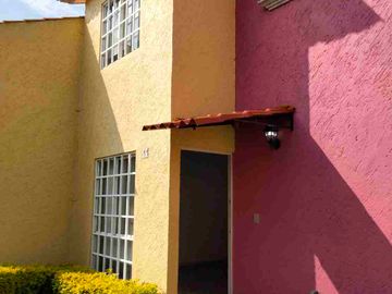 BONITA CASA EN RENTA