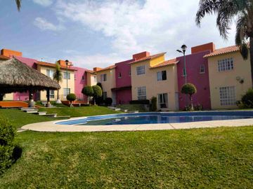 BONITA CASA EN RENTA
