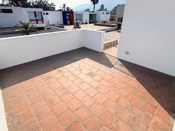 🏡 Casa en Venta en La Molina | 461 m² de Terreno | 3 Dormitorios | 2 Cocheras | US$690,000
