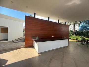 Casa en Renta, Capital Norte Coto SIVEC con 3 Recamaras más cuarto de Estudio PB