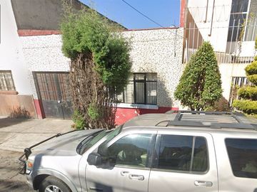 DIAMANTE NO.28, COLONIA ESTRELLA, GUSTAVO A MADERO, CDMX. Bonita casa (LOCAL COMERCIAL, OFICINA) en venta, EXCELENTE OPORTUNIDAD de formar un patrimon