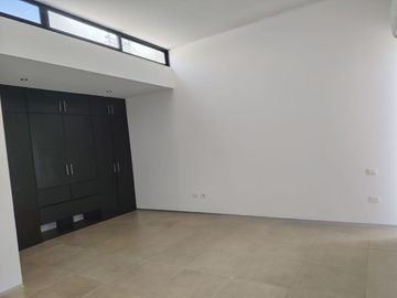 Casa en Renta en Aqua | Alberca Privada | Estudio | Residencia Moderna | $32,000