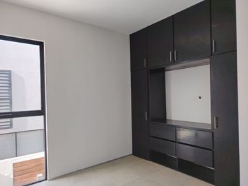 Casa en Renta en Aqua | Alberca Privada | Estudio | Residencia Moderna | $32,000