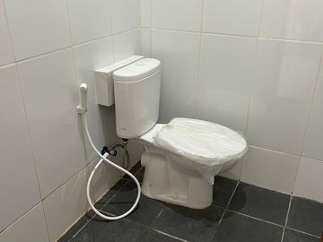 JUAL Kosan Margonda (6 KAMAR) Dekat (Kampus UI dan Gunadarma) Kost H.M.Tohir di Depok DB