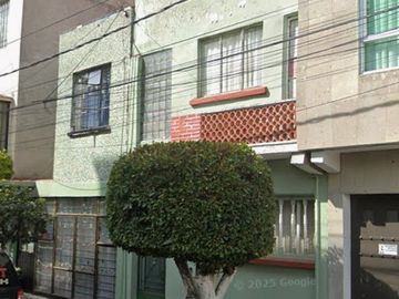 CASA EN VENTA EN GUSTAVO A MADERO COL INDUSTRIAL CDMX