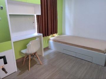 JUAL Kosan UI (10 KAMAR Dekat KAMPUS UI) Kost FURNISHED Kukusan Beji Depok (STUDENTE) DB