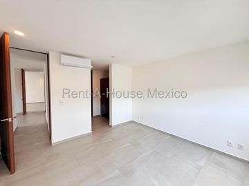 Departamento en venta con 2 Hab, 2 Baños en Jurica , Queretaro, Mexico.