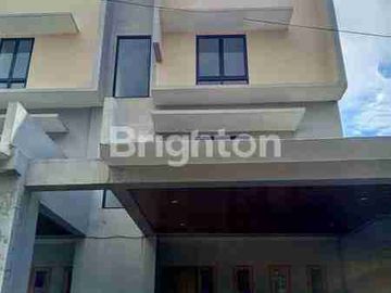 Rumah Baru Modern Mewah Lokasi Kota Dekat Kampus