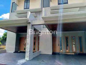 Rumah Baru Modern Mewah Lokasi Kota Dekat Kampus