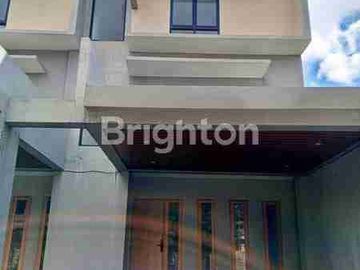 Rumah Baru Modern Mewah Lokasi Kota Dekat Kampus