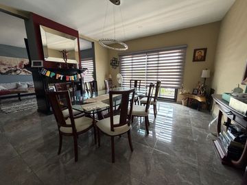 CASA CON LOCAL COMERCIAL EN VENTA EN LAS AMERICAS IRAPUTO, GTO.
