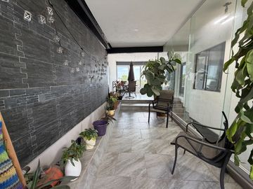 CASA CON LOCAL COMERCIAL EN VENTA EN LAS AMERICAS IRAPUTO, GTO.