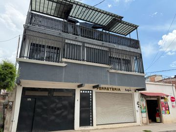 CASA CON LOCAL COMERCIAL EN VENTA EN LAS AMERICAS IRAPUTO, GTO.